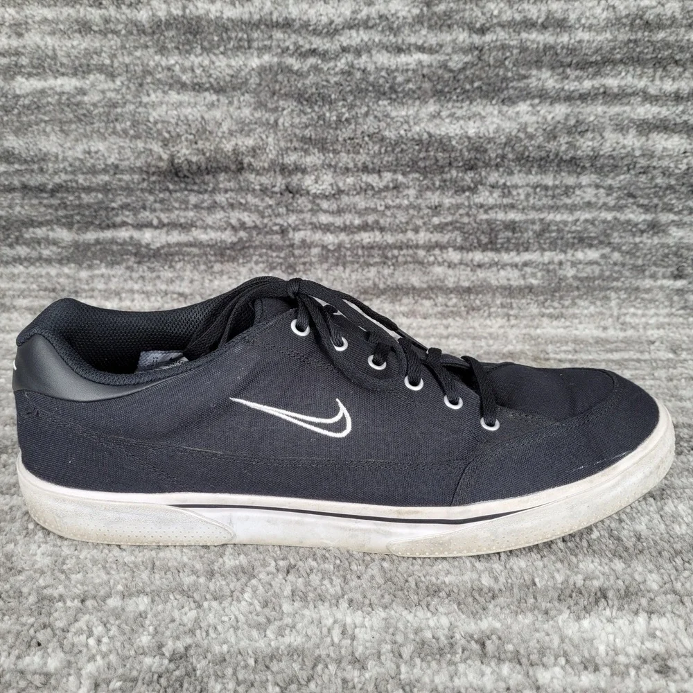 Nike keywords sneakers